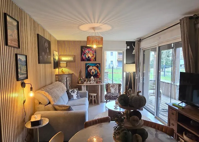 Les Reflets Du Detente Et Nature A Genos-loudenvieille Classe 4 Etoiles Devant Le Avec Jardin Διαμέρισμα *