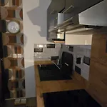 Appartement Les reflets du lac en face du lac de Loudenvielle avec jardin clos, 6 Personnes, classé 4 étoiles Appartamento Génos